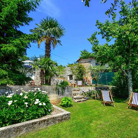 Moira-1 By Interhome * Ika