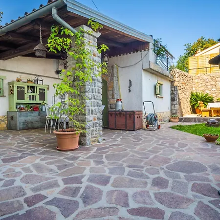 Apartamento Moira-1 By Interhome