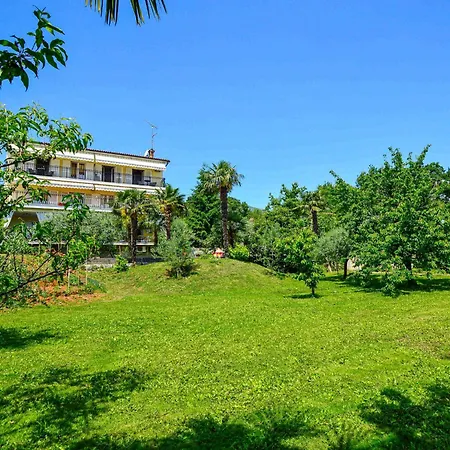 Moira-1 By Interhome * Ika