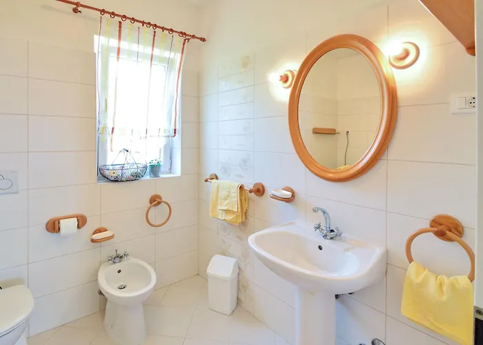 Moira-1 By Interhome Daire