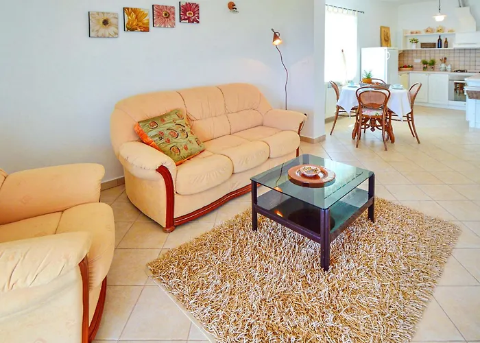 Moira-1 By Interhome Ika